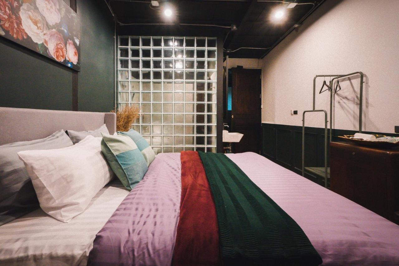 Hotel Mojo Old Town Phranakorn Bangkok Esterno foto